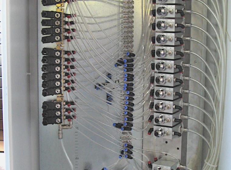 Schmieranlage mit 19 Mikrodosierpumpen